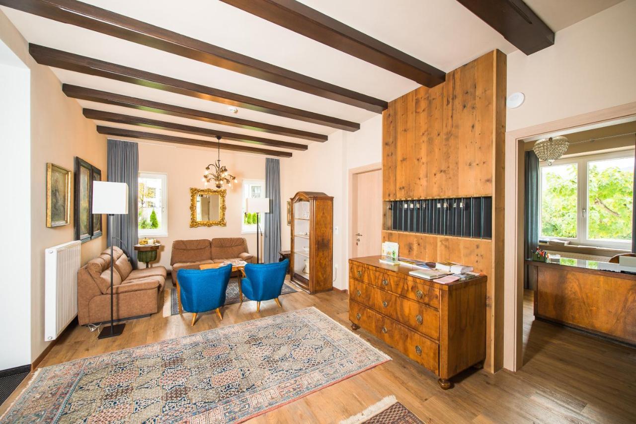Seeberg Garni Hotel Caldaro Eksteriør bilde