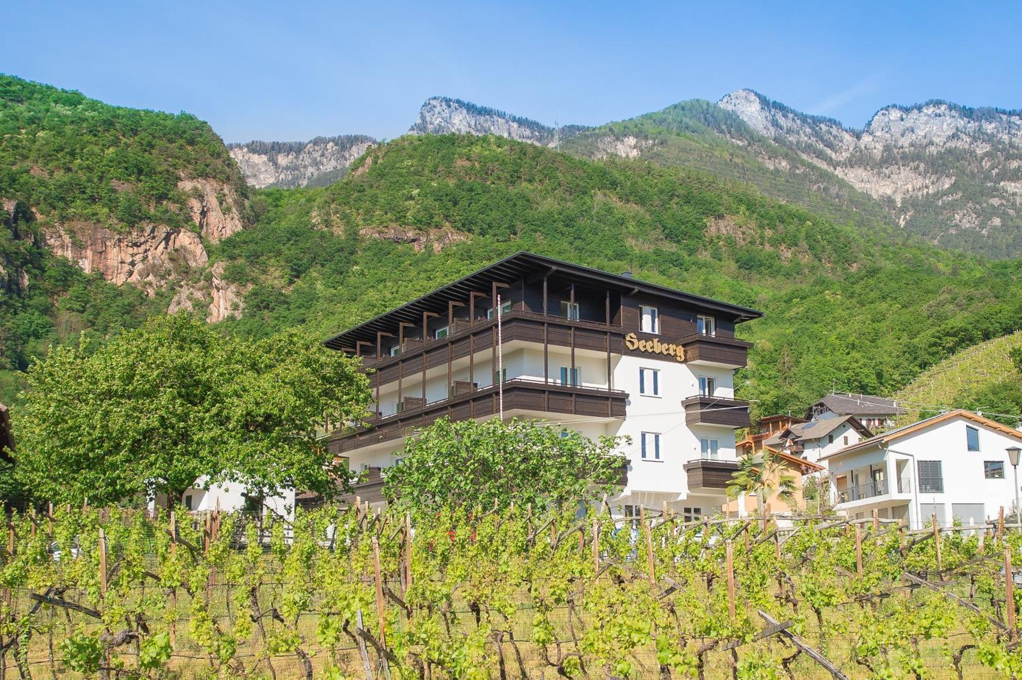 Seeberg Garni Hotel Caldaro Eksteriør bilde