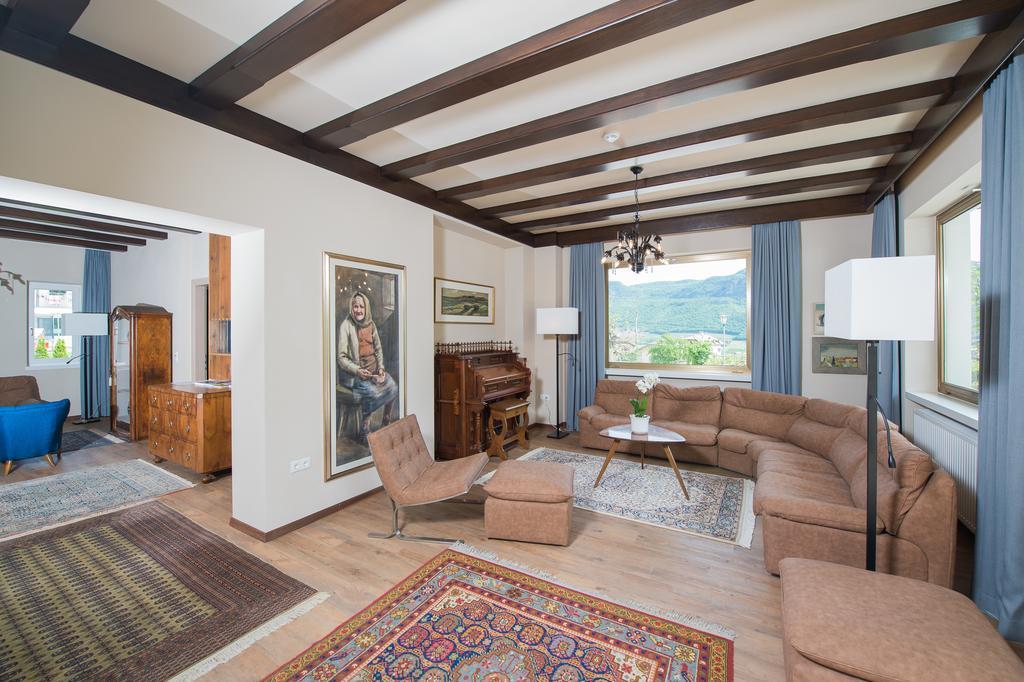 Seeberg Garni Hotel Caldaro Eksteriør bilde
